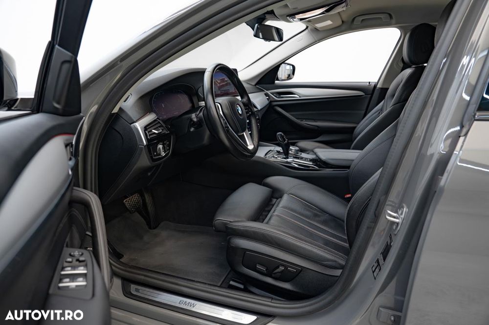 BMW Seria 5 520d AT - 20