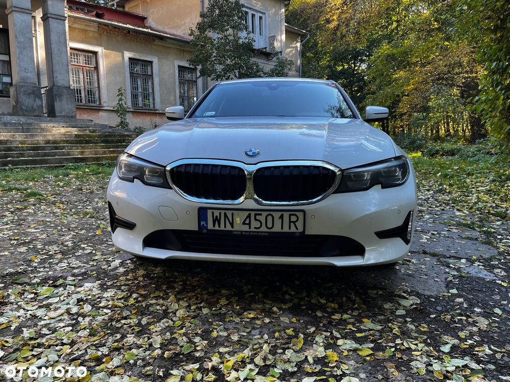 BMW Seria 3 318i - 2