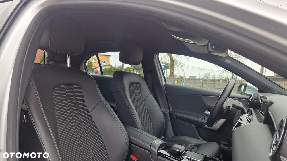 Mercedes-Benz Klasa A 180 d 7G-DCT AMG Line - 9