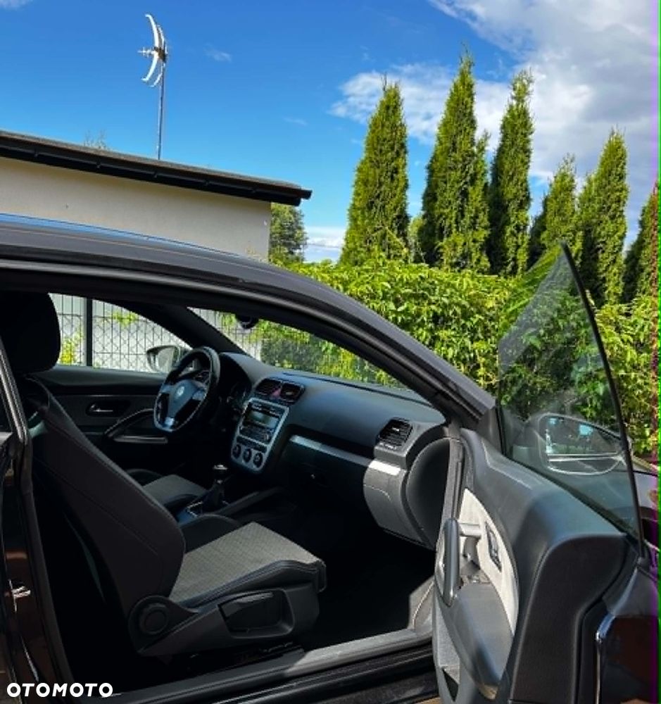 Volkswagen Scirocco 2.0 TDI - 10