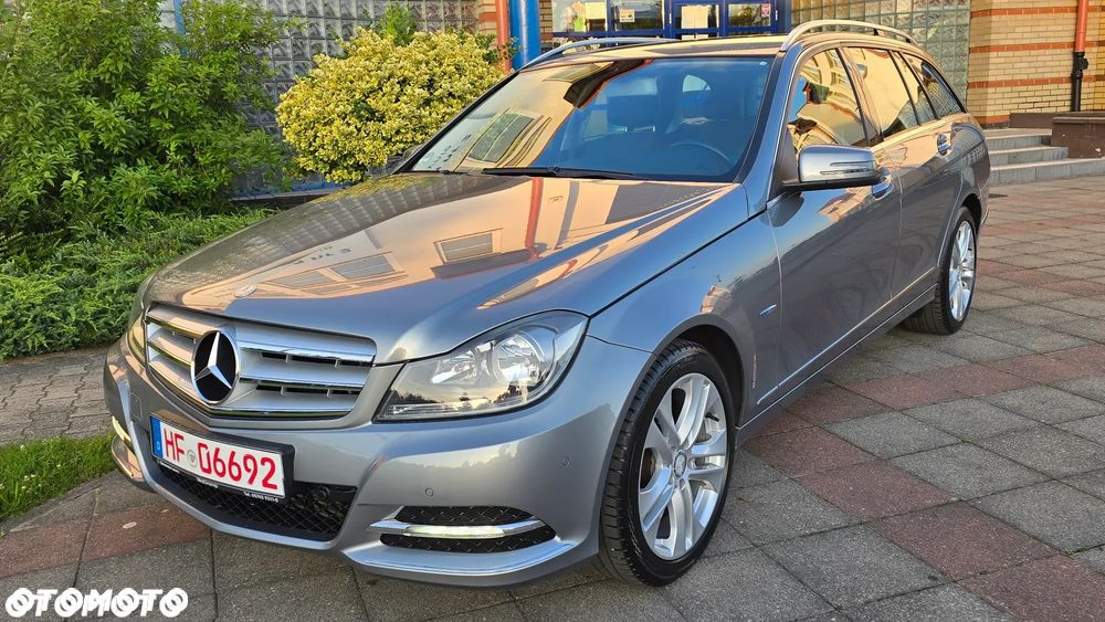 Mercedes-Benz Klasa C 180 BlueEFFICIENCY Avantgarde - 2