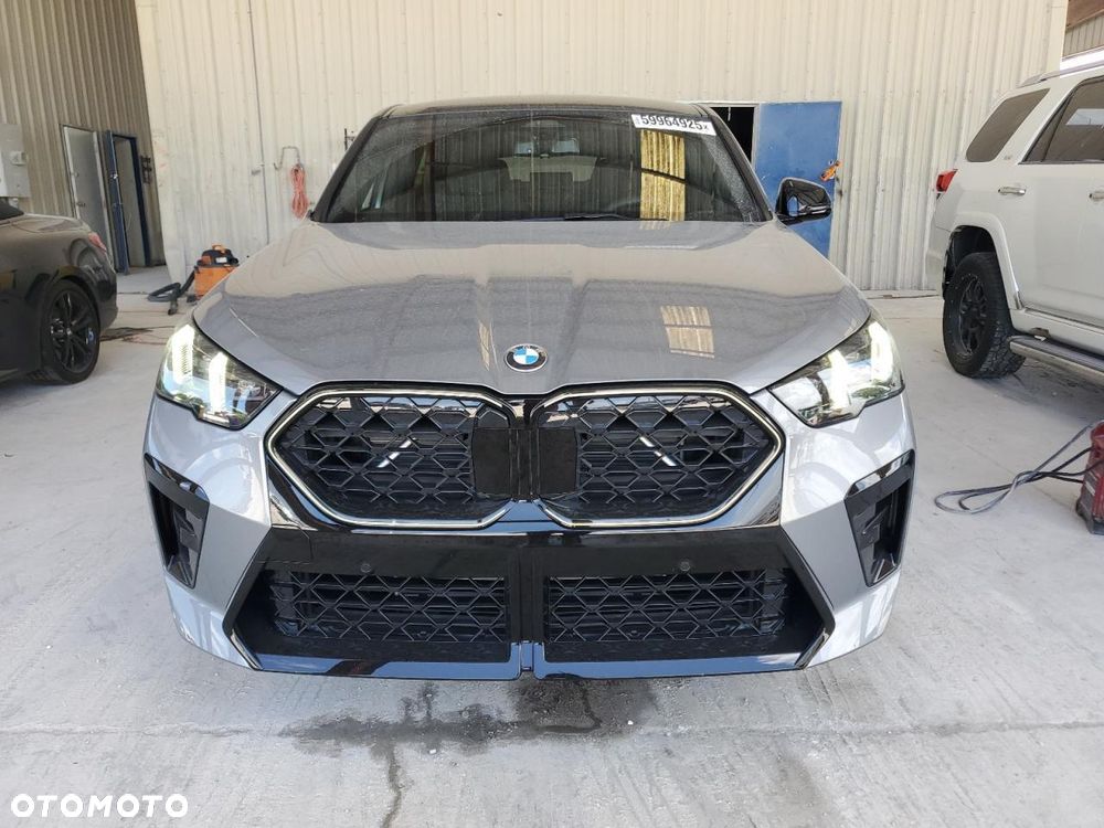 BMW X2 - 5