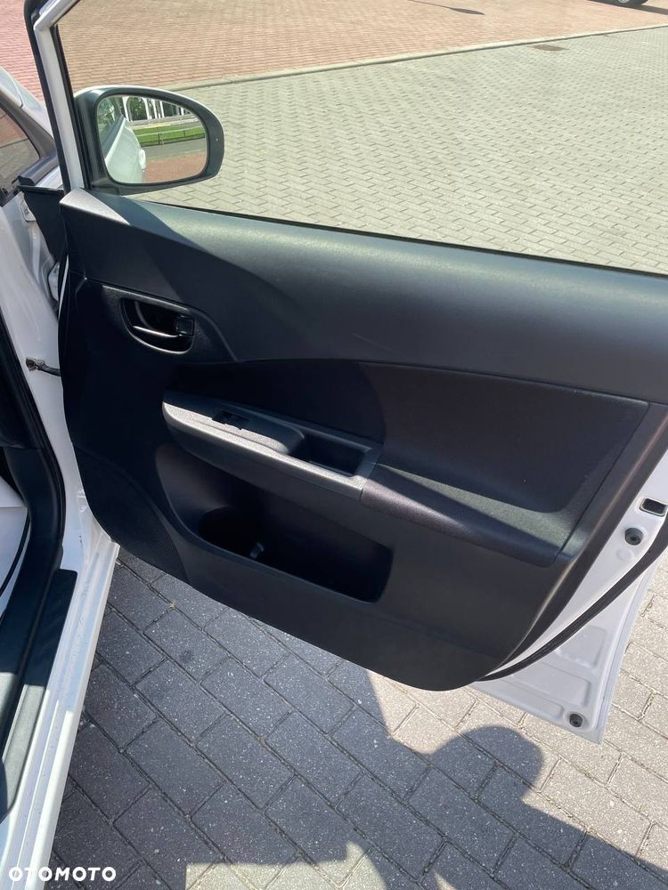Toyota Verso S 1.4 D-4D Premium - 18