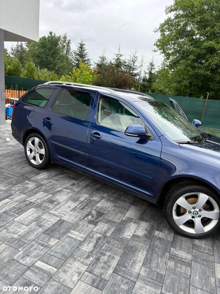 Skoda Octavia 2.0 TDI DPF Ambition DSG - 6