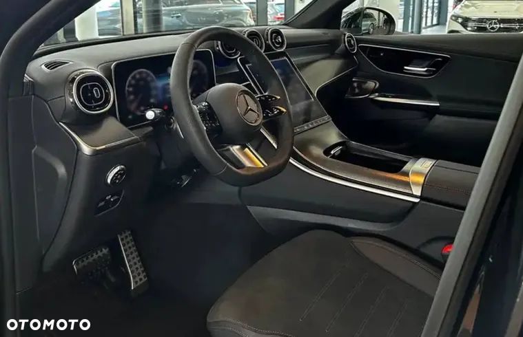 Mercedes-Benz GLC 200 4Matic 9G-TRONIC AMG Line Plus - 3