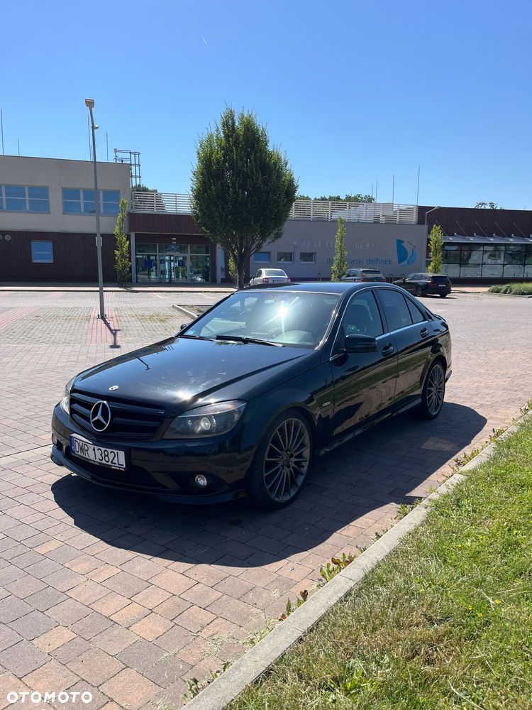 Mercedes-Benz Klasa C 280 Avantgarde 4-Matic - 2