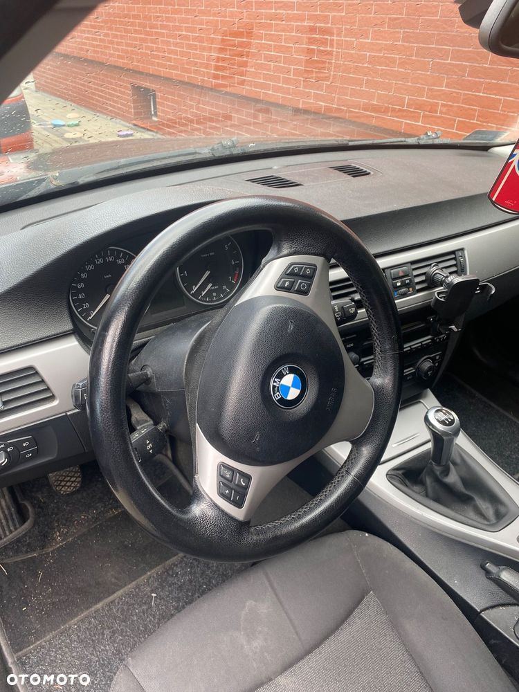 BMW Seria 3 - 1
