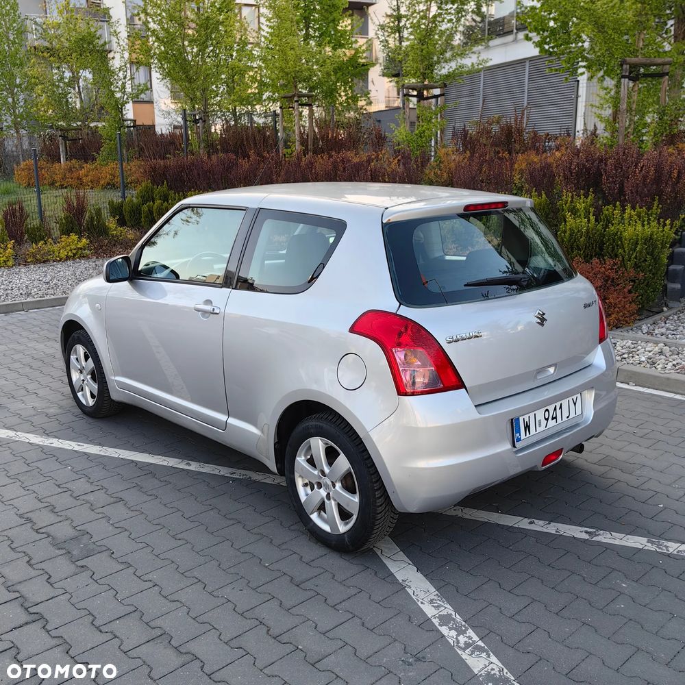 Suzuki Swift 1.3 GLX / Comfort - 2