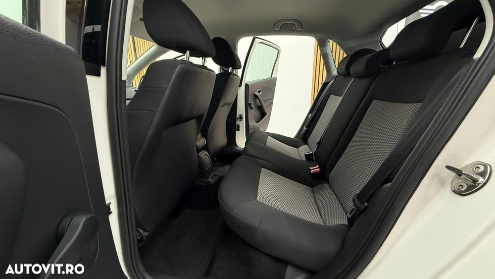 Volkswagen Polo 1.2 TDI Blue Motion - 16