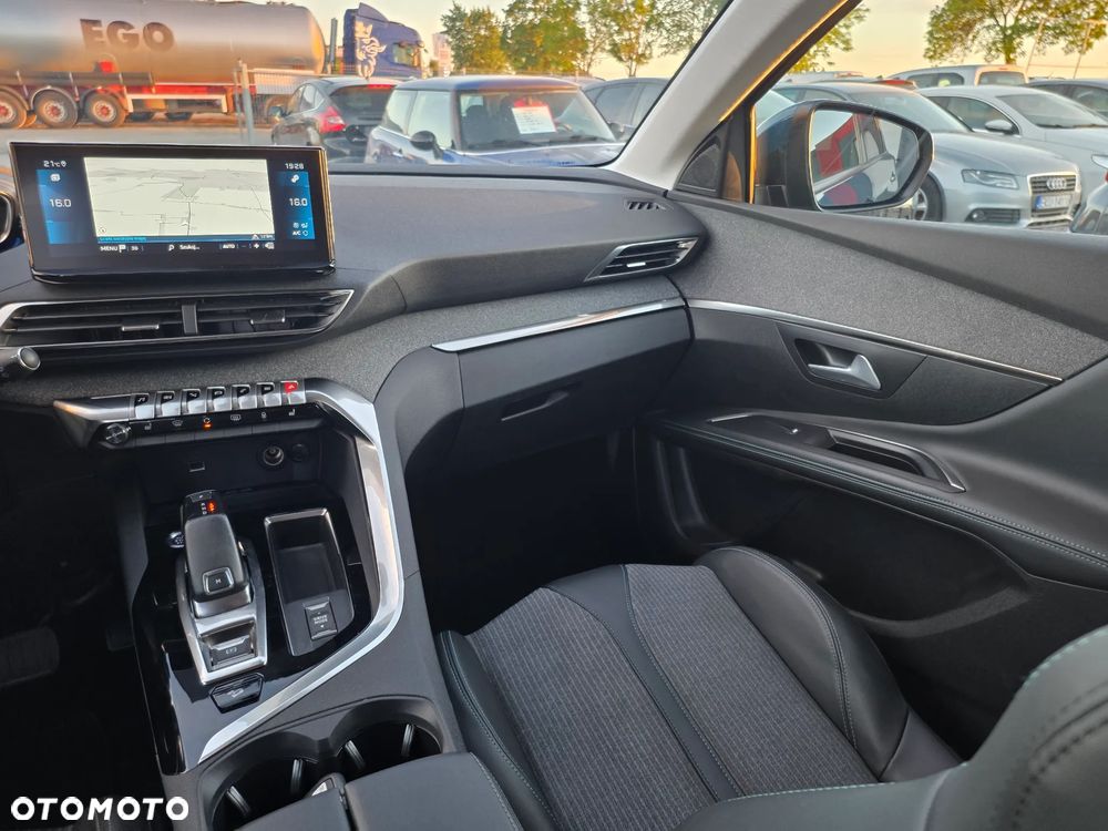 Peugeot 5008 - 27