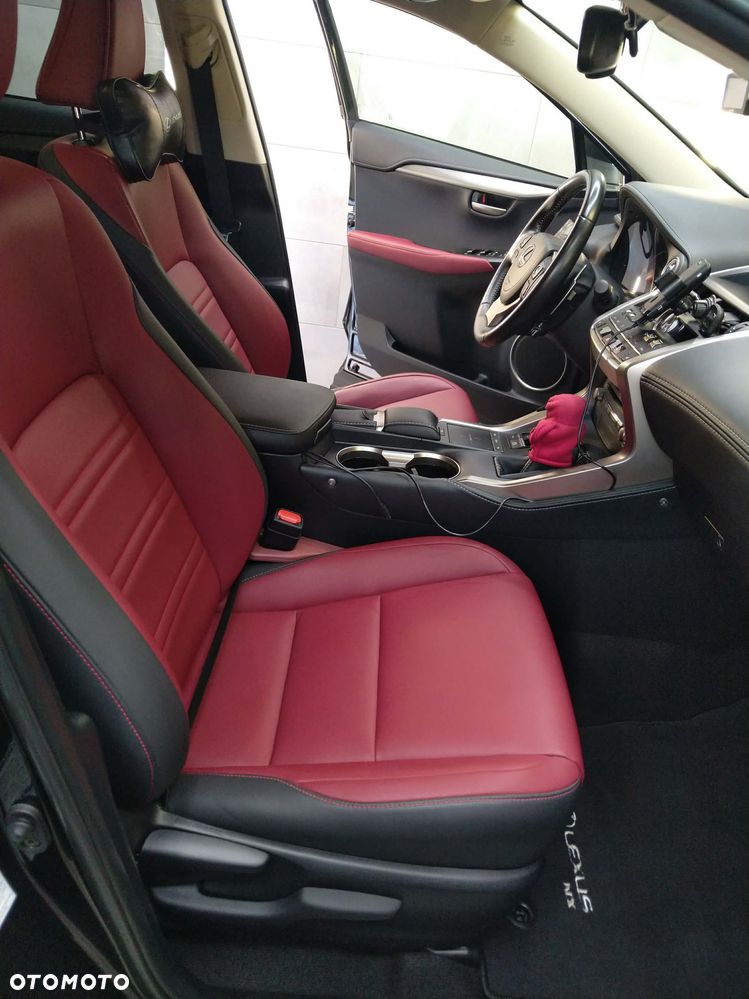 Lexus NX 300h F Impression AWD - 7