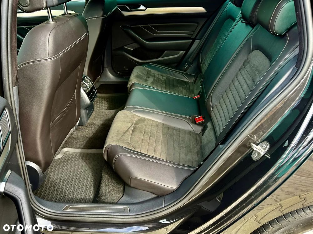 Volkswagen Passat 2.0 TDI EVO Elegance DSG - 11