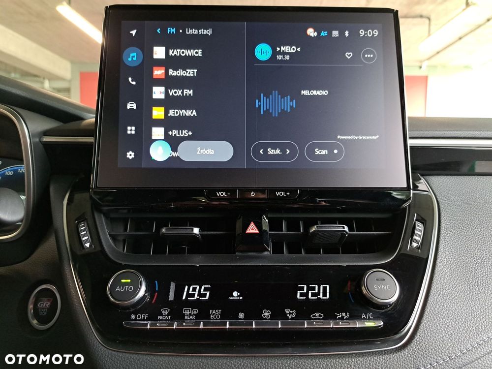 Toyota Corolla - 22