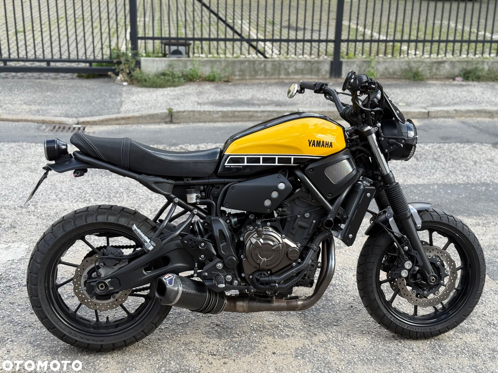 Yamaha XSR - 7
