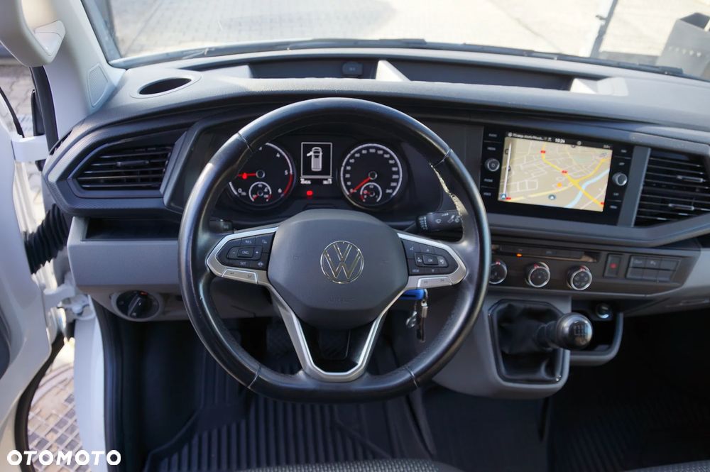 Volkswagen Transporter - 11