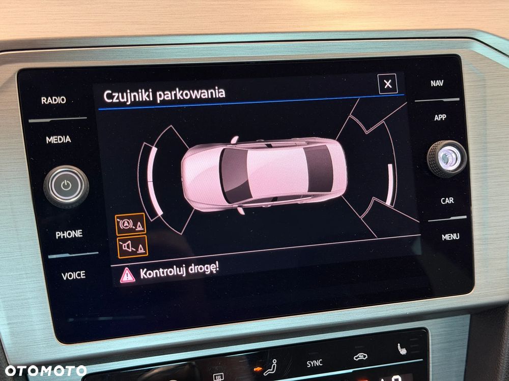 Volkswagen Passat 2.0 TDI EVO Elegance - 29