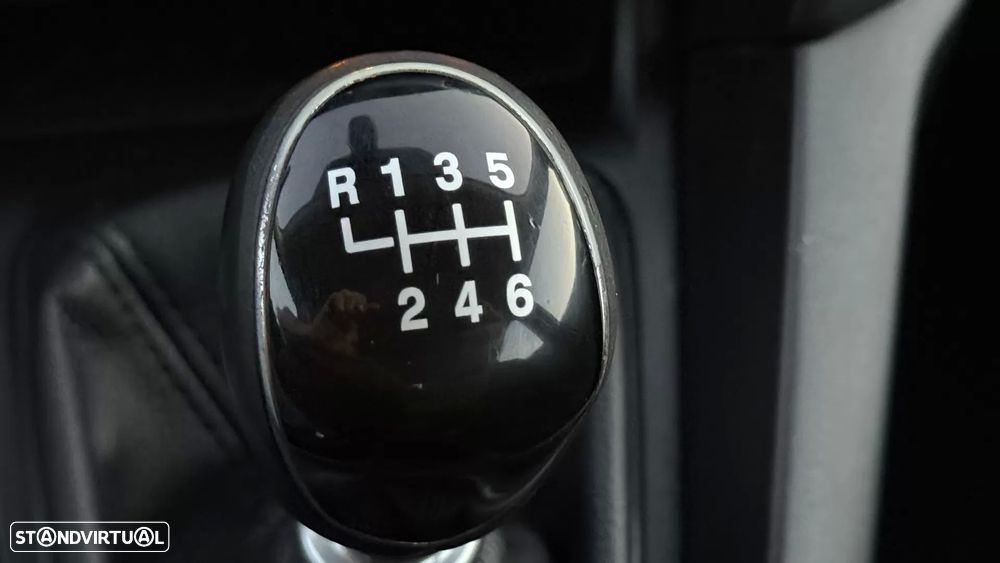 Ford Focus SW 1.5 TDCi Titanium ECOnetic - 27