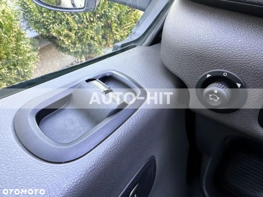 Ford Transit - 21