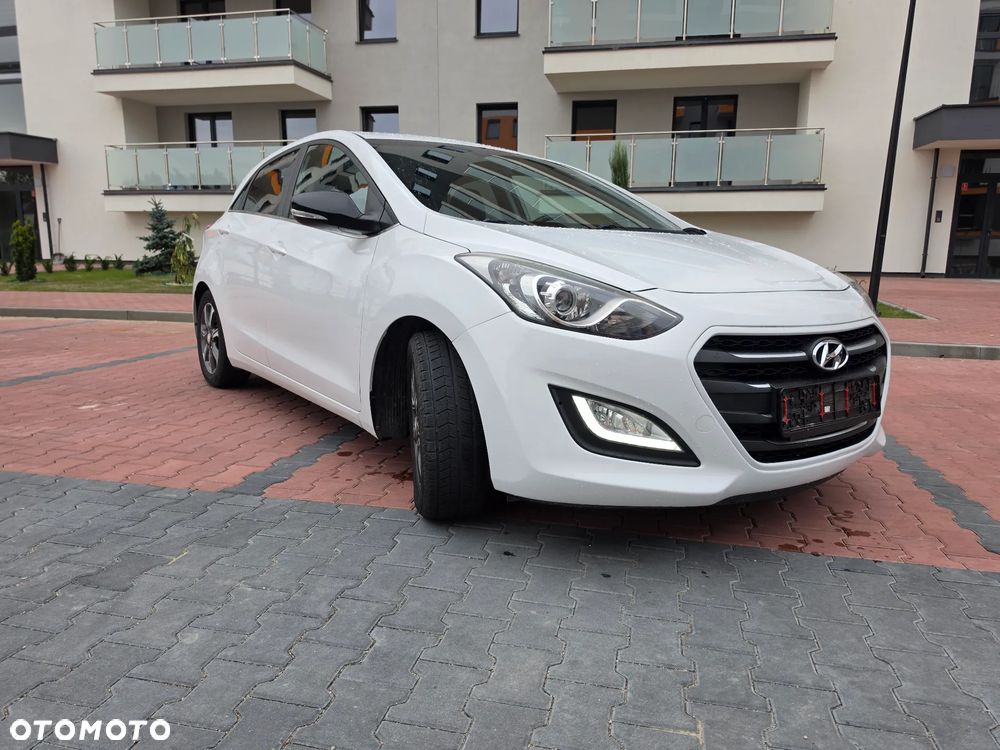 Hyundai i30 1.6 GDI BlueDrive Premium - 4