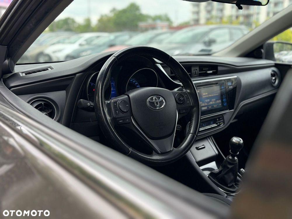 Toyota Auris 1.33 VVT-i Premium - 16