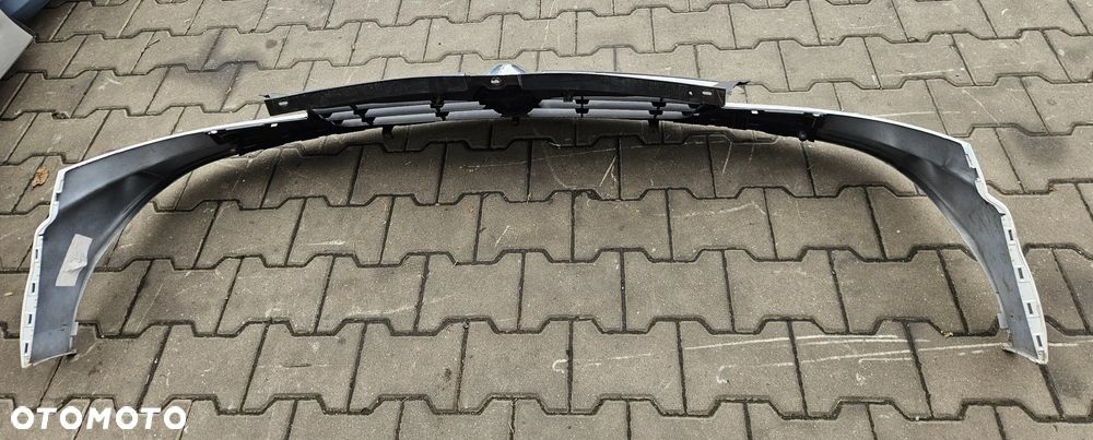 Opel Vivaro grill - 4