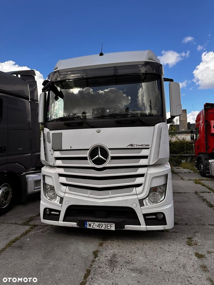 Mercedes-Benz actros - 23