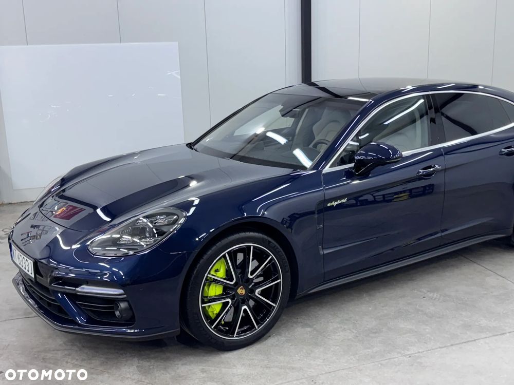 Porsche Panamera Turbo S - 6