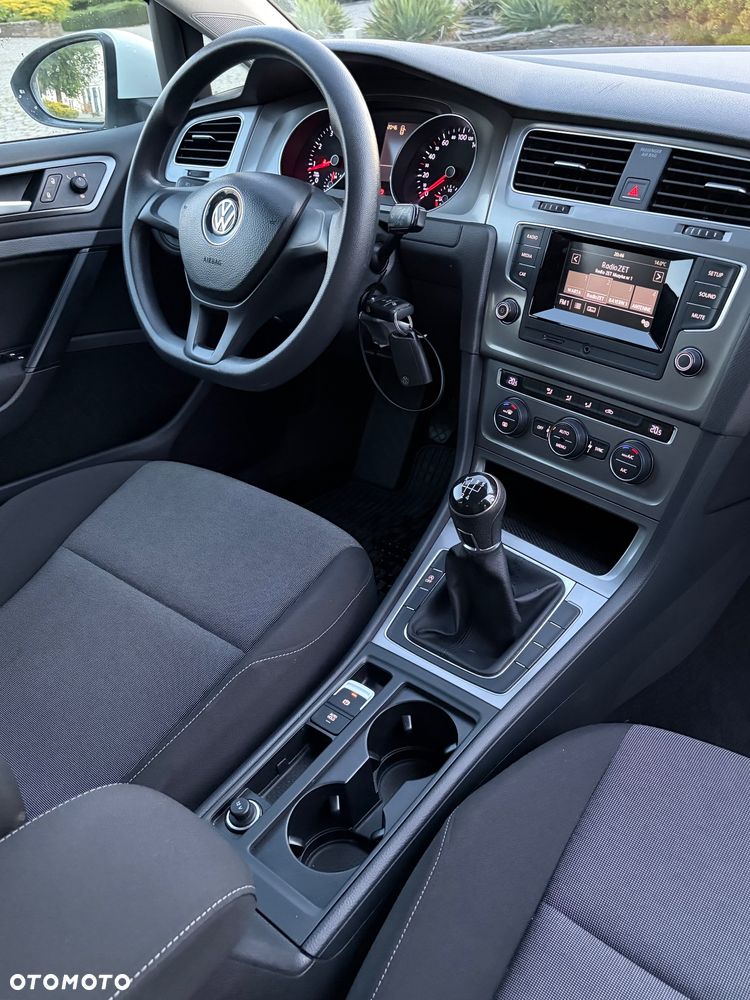 Volkswagen Golf 1.2 TSI BMT Start - 5