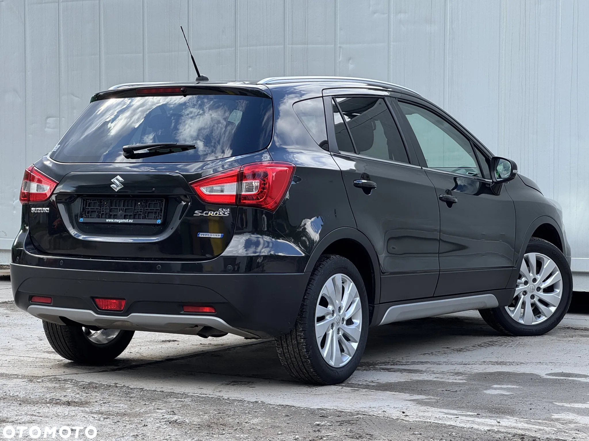 Suzuki SX4 S-Cross 1.4 Boosterjet Hybrid Club - 3