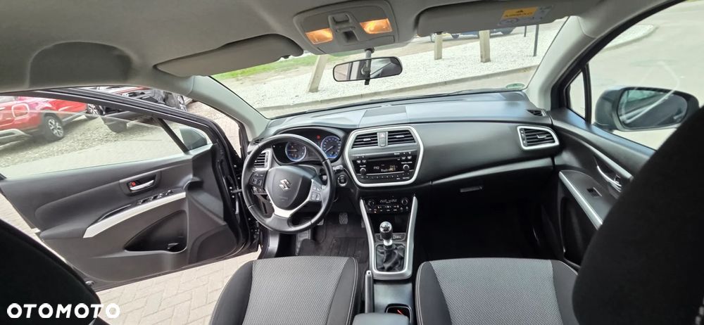 Suzuki SX4 S-Cross 1.6 DDiS 4x2 Comfort - 33