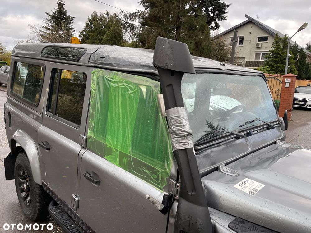 Land Rover Defender 110 DPF Station Wagon Adventure - 29