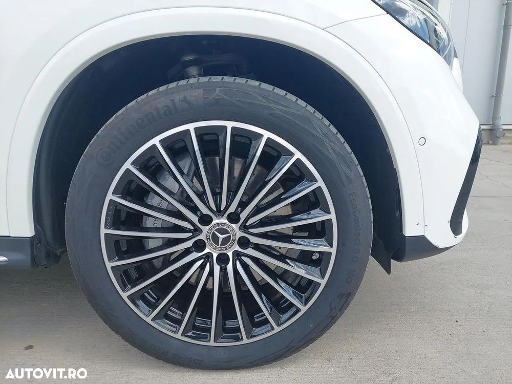 Mercedes-Benz GLC 300 e 4MATIC - 15