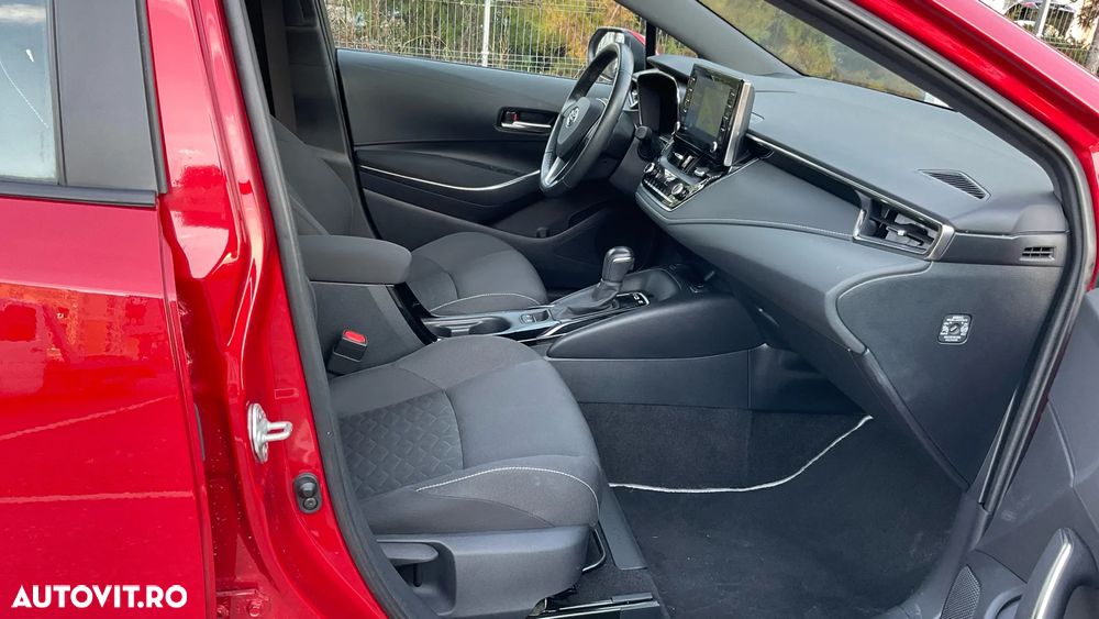 Toyota Corolla 1.8 HSD TS Dynamic - 12