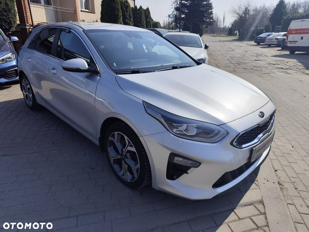 Kia Ceed 1.5 T-GDI L Business Line - 4
