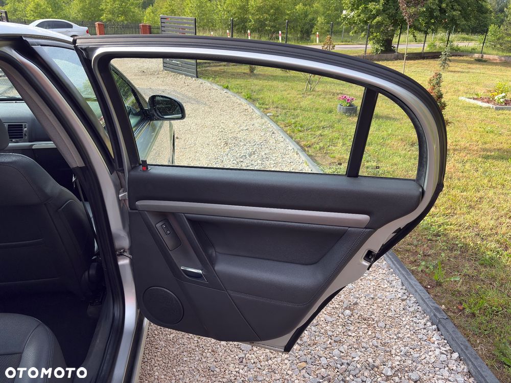 Opel Vectra 1.9 CDTI Elegance - 22
