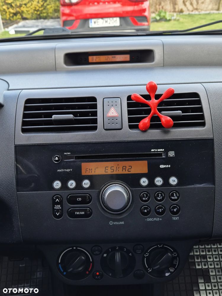 Suzuki Swift 1.3 GLX / Comfort - 8