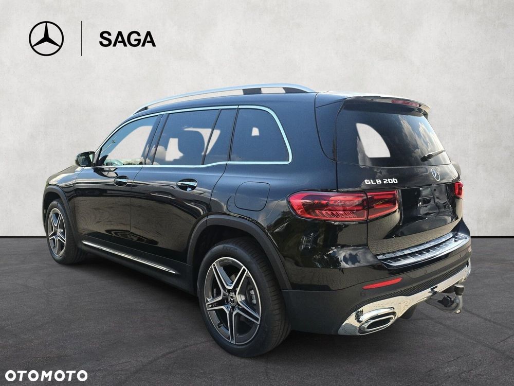 Mercedes-Benz GLB - 7