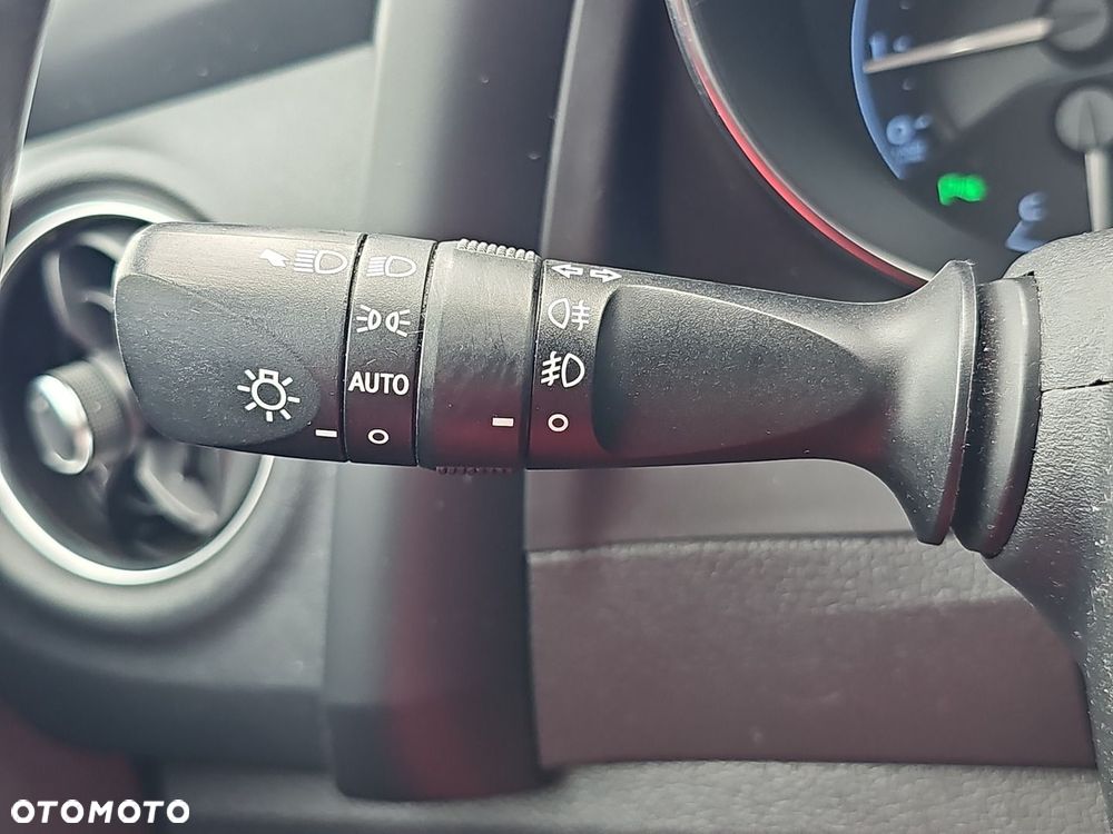 Toyota Auris 1.6 Dynamic - 18