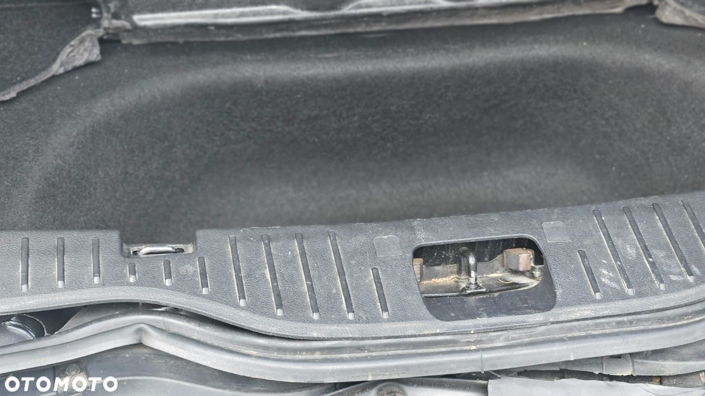 Ford S-Max - 21