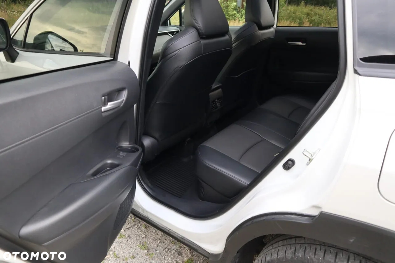 Toyota Corolla Cross 2.0 Hybrid Executive AWD - 13