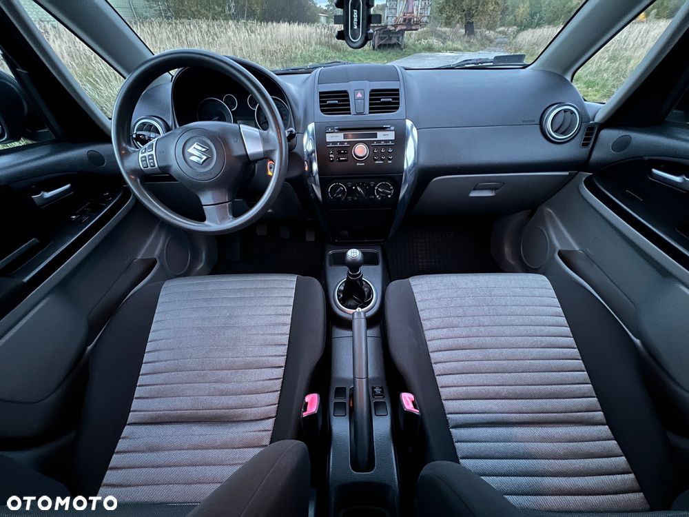 Suzuki SX4 - 7