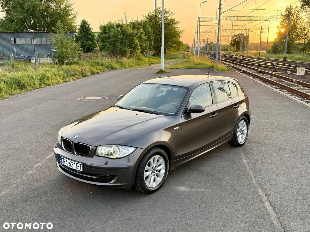 BMW Seria 1 118d DPF - 3