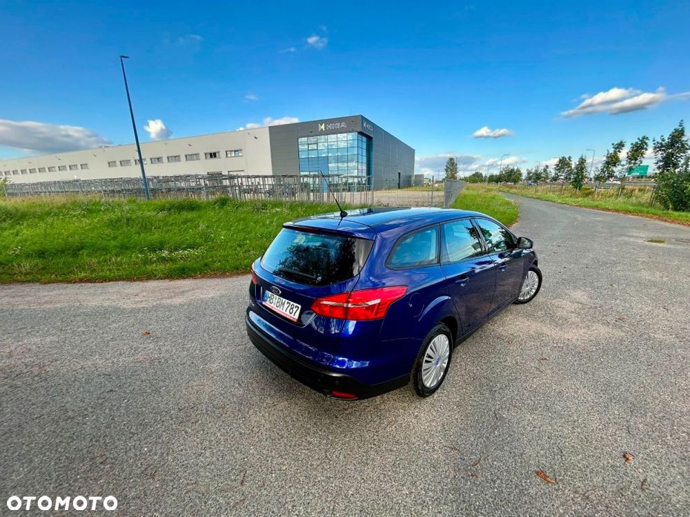 Ford Focus - 37