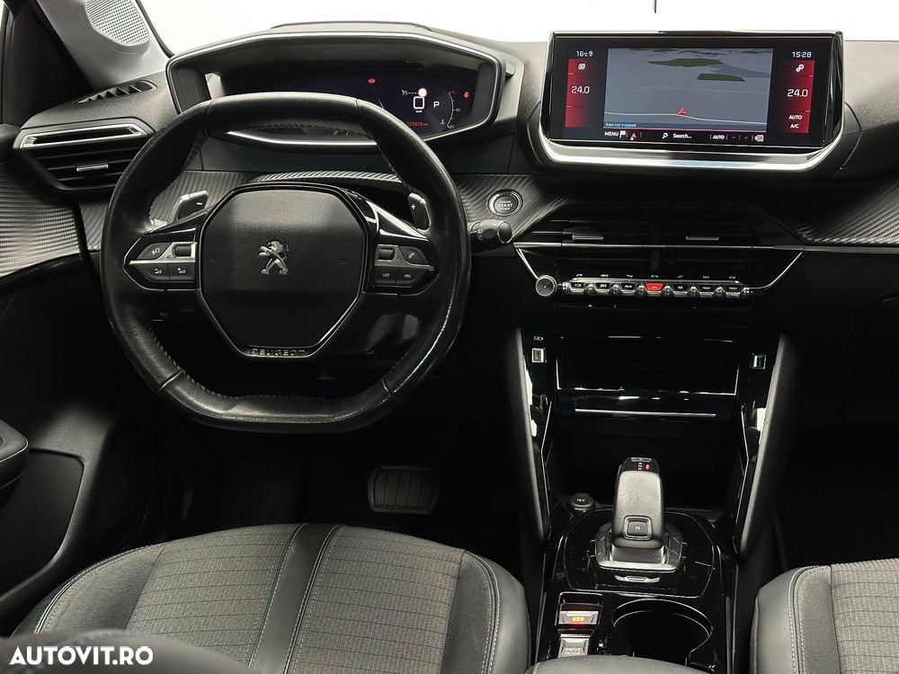 Peugeot 208 1.2 L PureTech STT EAT8 Allure - 7