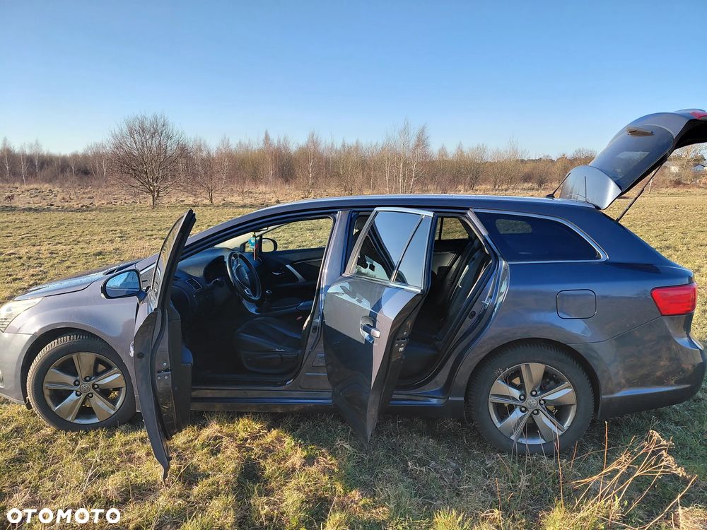 Toyota Avensis 1.8 Edition (2014) - 4