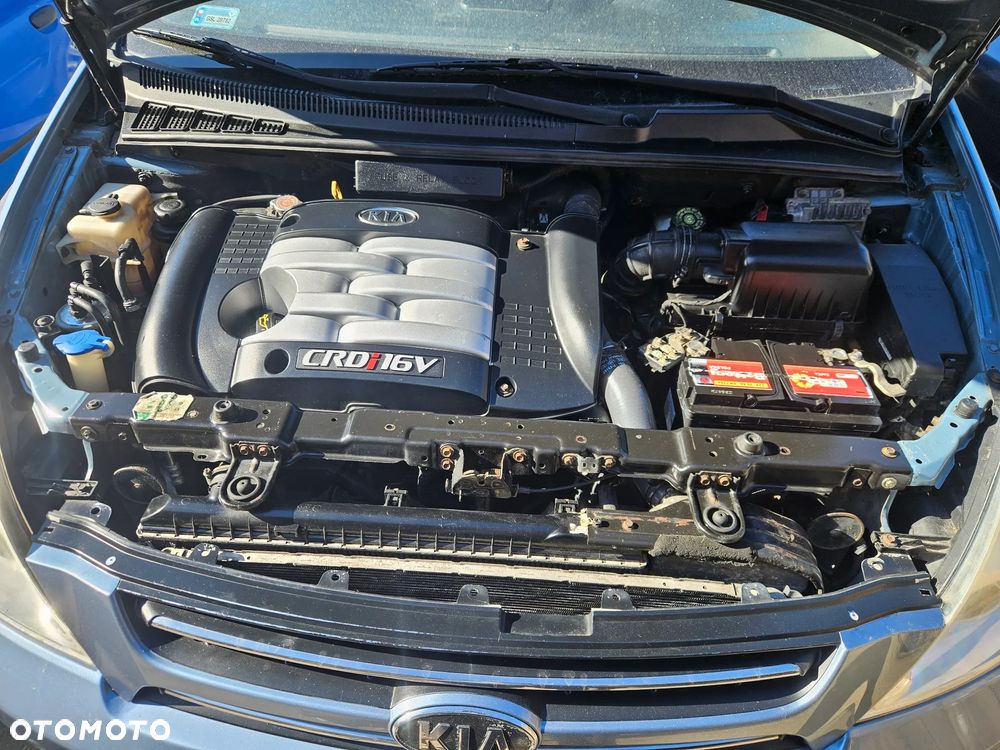 Kia Carnival - 10