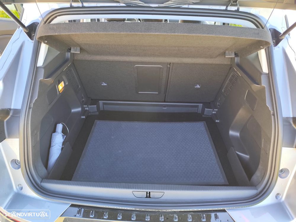 Opel Grandland 1.2 T Design & Tech - 11