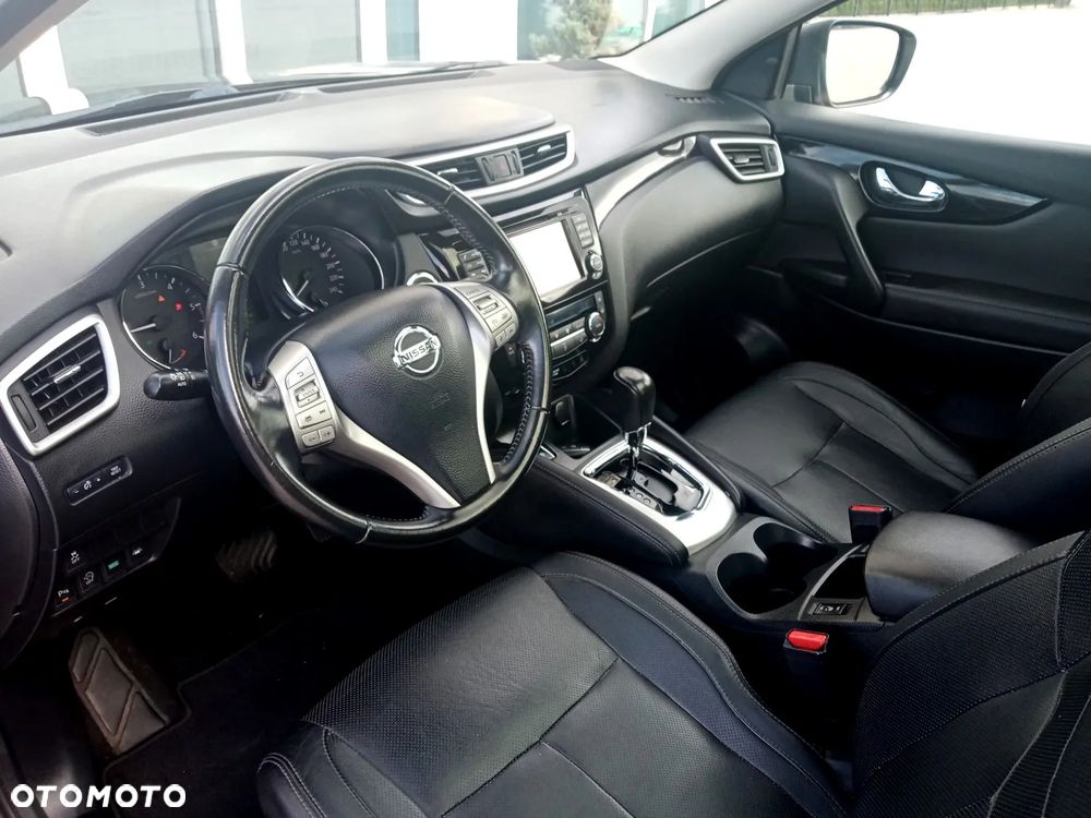 Nissan Qashqai 1.6 DCi N-Connecta Xtronic - 29