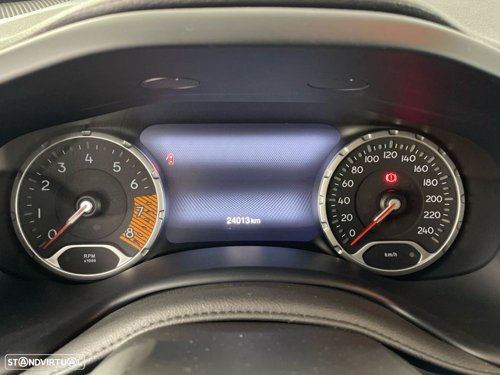 Jeep Renegade 1.5 TG e-Hybrid Altitude DCT - 9