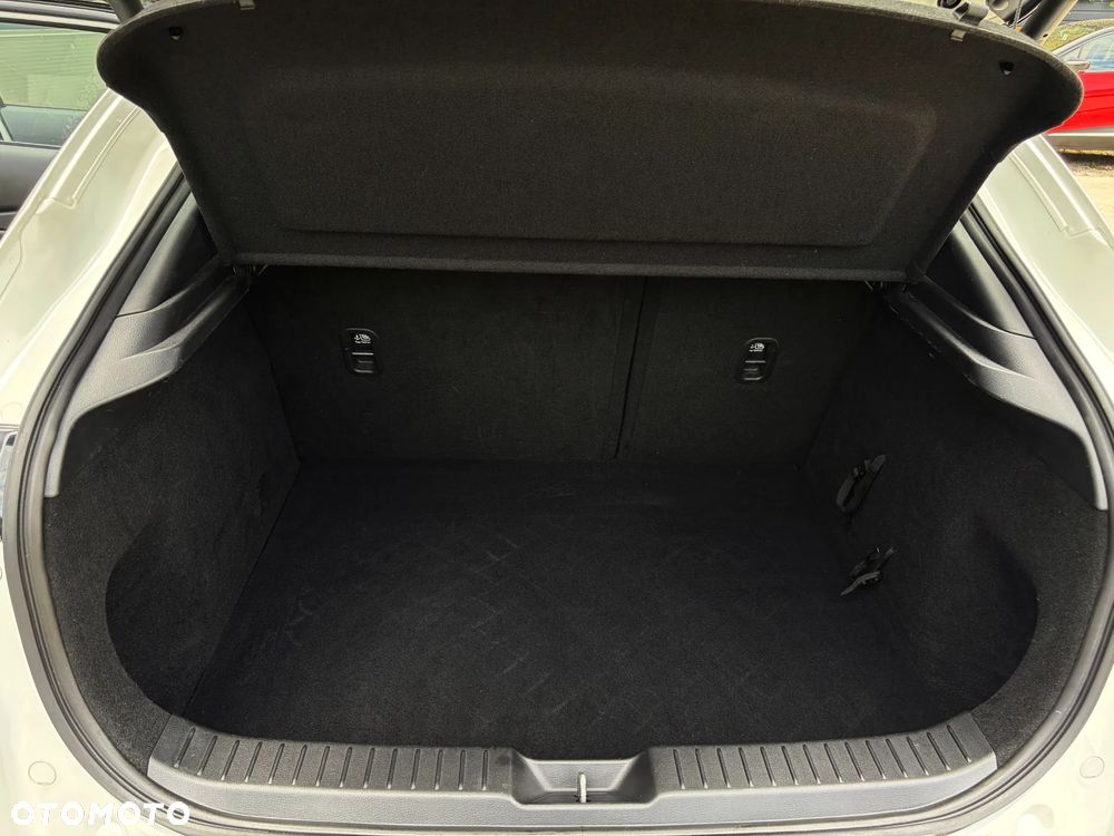 Mazda CX-30 SKYACTIV-G 2.0 M-Hybrid SELECTION - 36